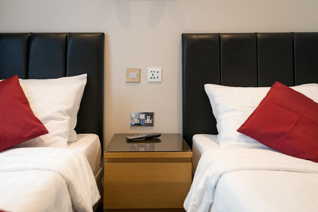 Adria Hotel London Exteriör bild