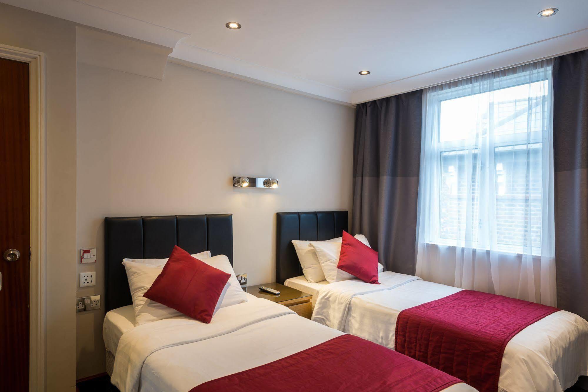 Adria Hotel London Exteriör bild